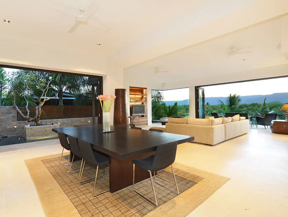 61 Murphy Street - Luxury Holiday Home Port Douglas Australia